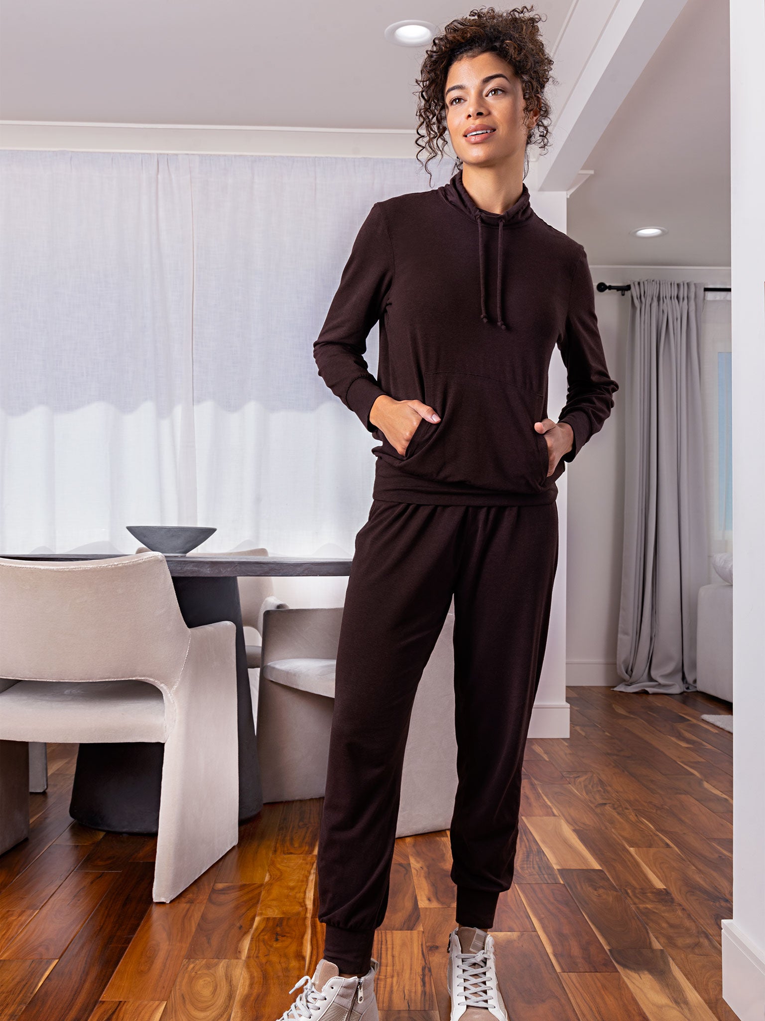 H706 No Sweat Cover Up, H423 Silky Jogger